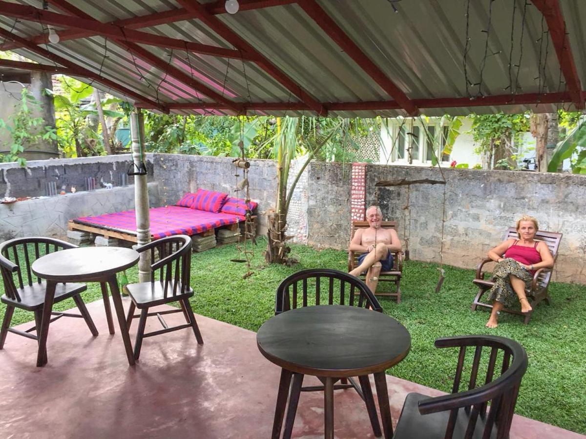 Silvas Surf Home Weligama Exterior foto